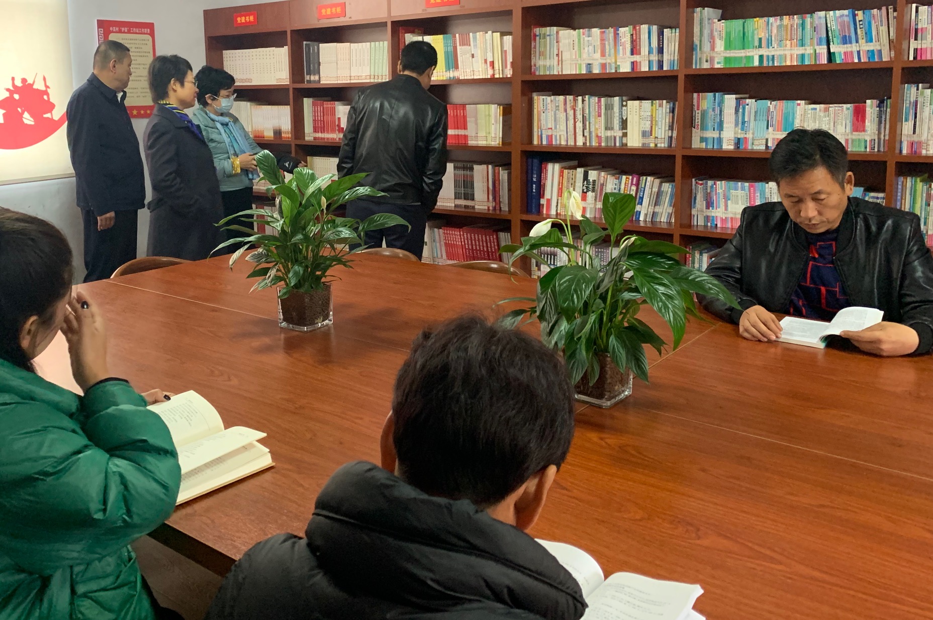 书屋2-2.jpg
