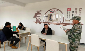 黑龙江十八站乡农家书屋开展“讲书”活动