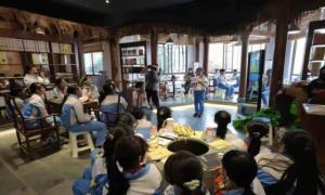 云南施甸：“新款”农家书屋引领乡村阅读时尚