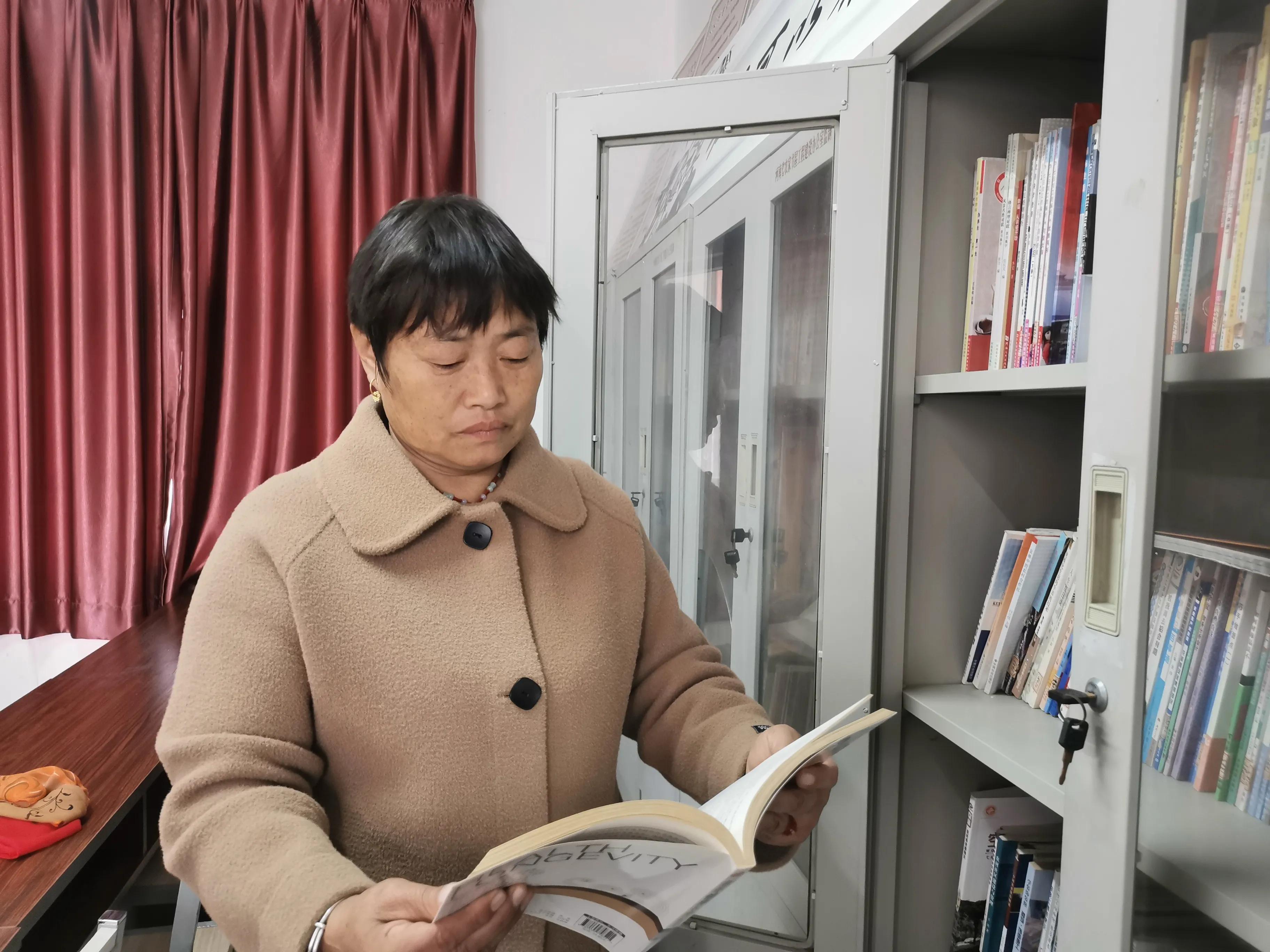 书屋2-2.jpg