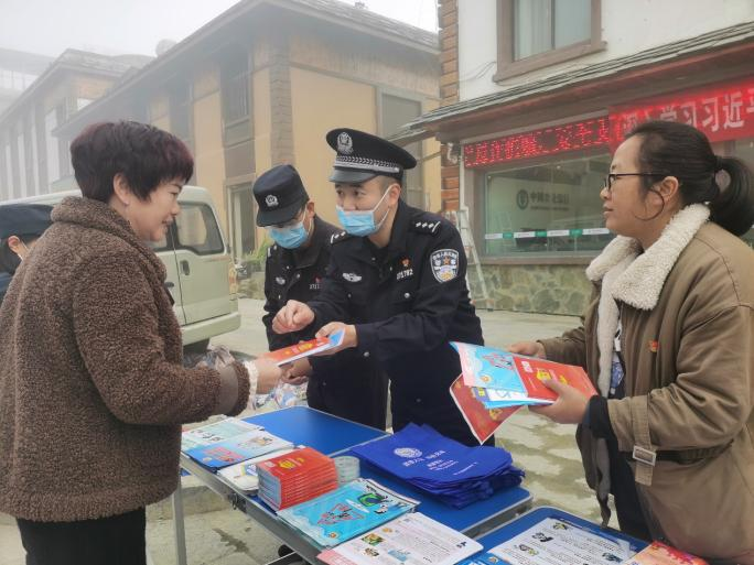 图片 1.png 图片 1.png