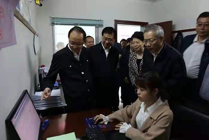a9829ae14e26f282ca51be412b6bead.jpg