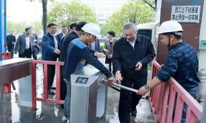 用法治保障农民工工资支付