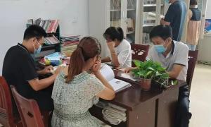 农家书屋学党史 书香向党伴我行