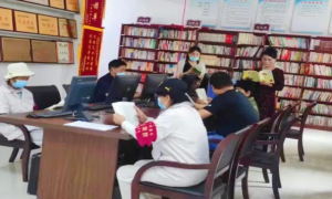 辽宁鞍山：将农家书屋打造成农民的精神家园