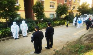 古登边境派出所积极配合驻地党委、各职能部门开展疫情防控演练