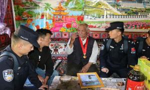 “背包民警”打通二十大宣讲最后一公里