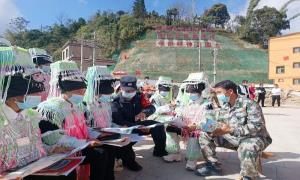做好“传声筒”，将党的二十大精神传递到村村寨寨