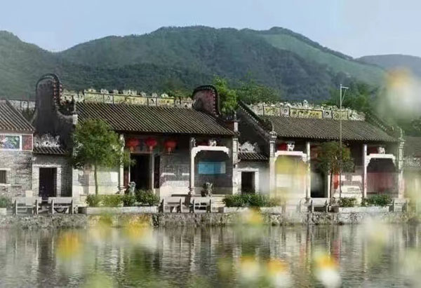 tiekeng2.jpg