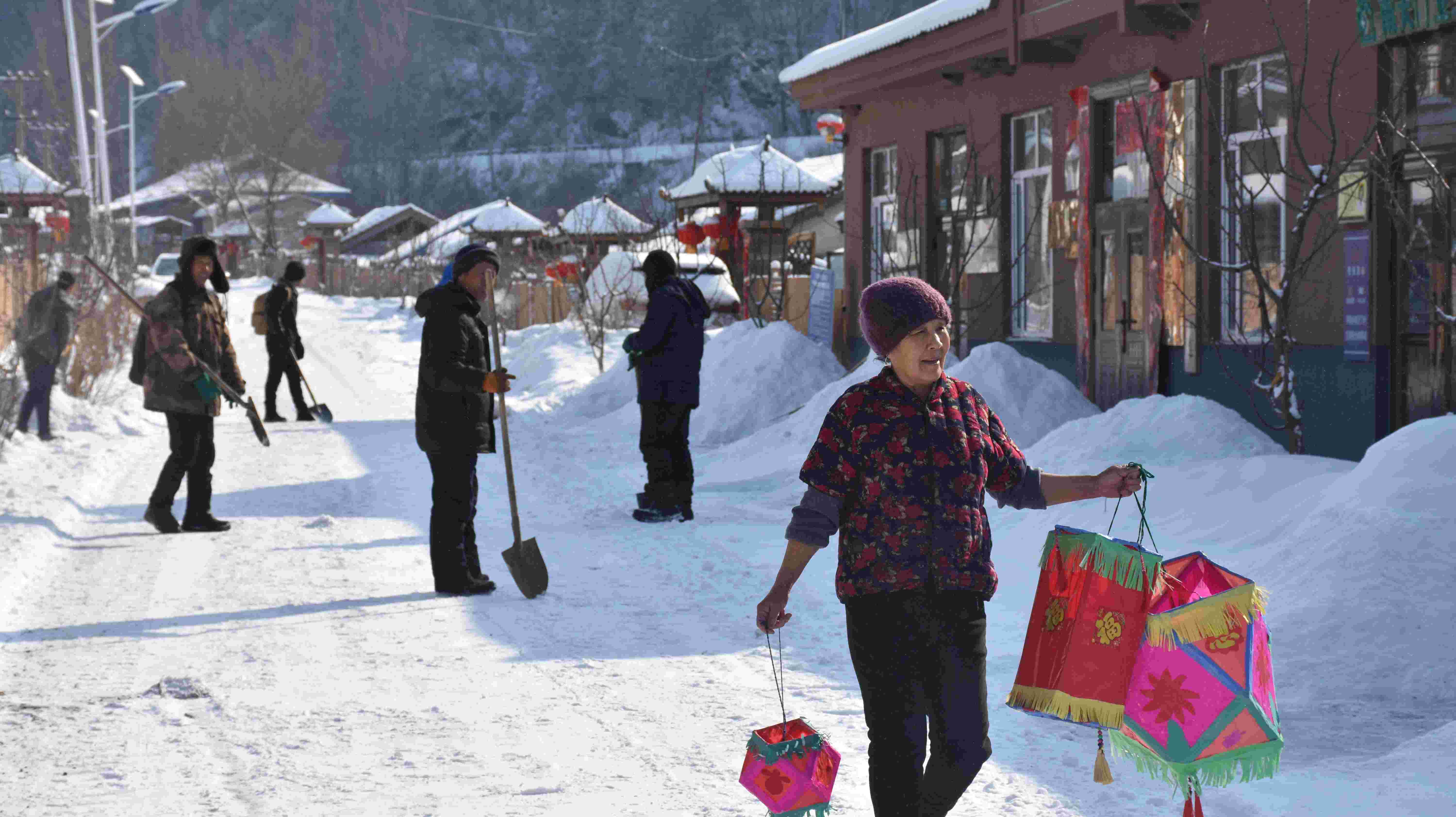 清理积雪及越冬垃圾 (1).jpg