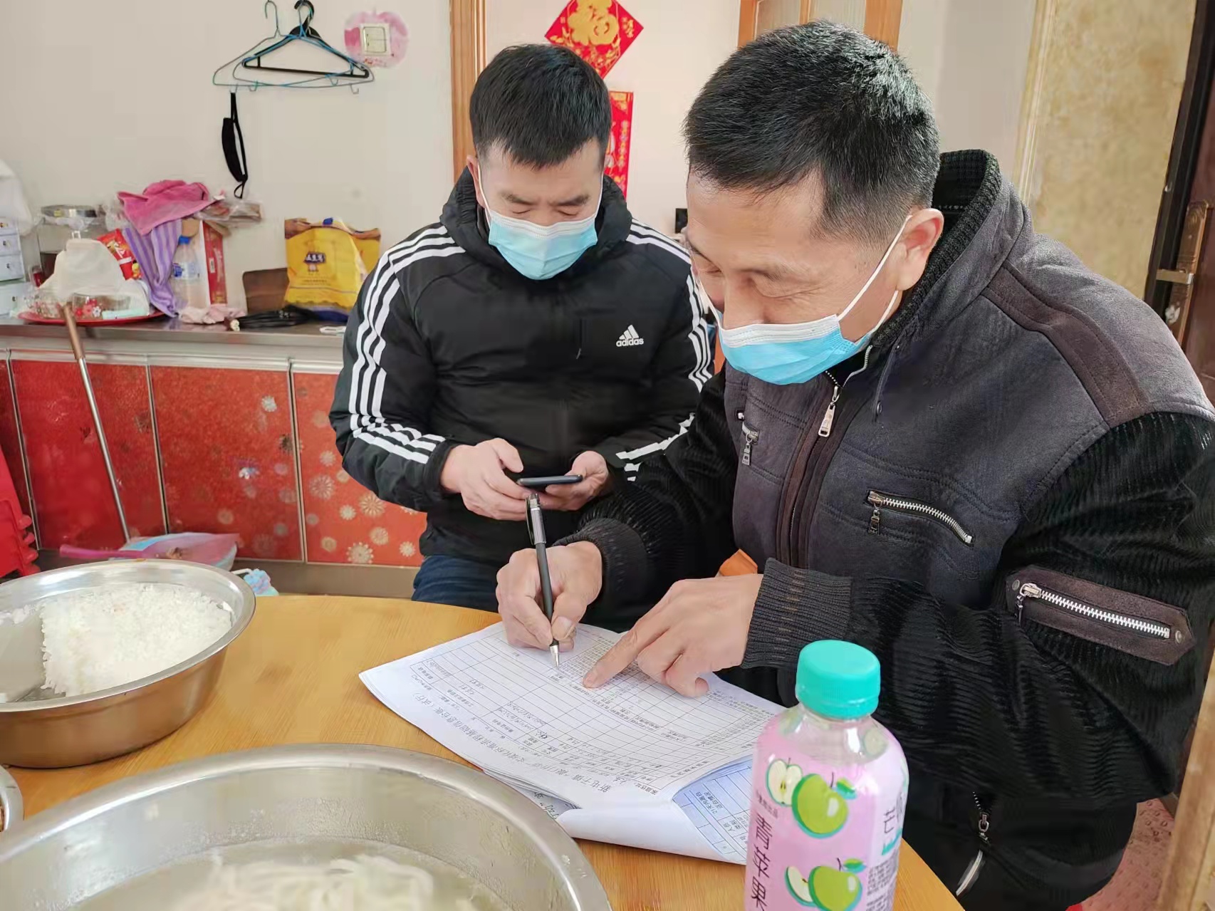 敲门行动1.jpg