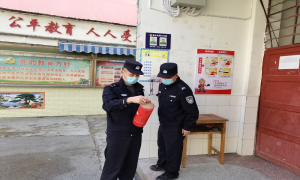 阿打警务室加强园安全检查筑牢安全防线