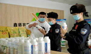 不负农时助春耕 农资检查保生产