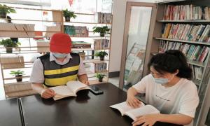 道德讲堂讲屈原，农家书屋读经典