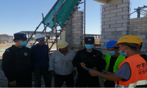 开展普法宣传 维护群众合法权益