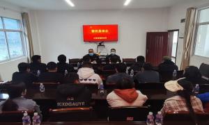向人民汇报 请人民评议 让人民满意