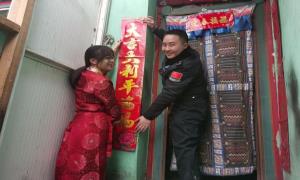 帕里边境派出所在节前开展系列活动促和谐促平安