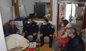 建国边境派出所联合社区开展春节前走访慰问活动