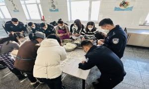 漫江边境检查站联合逸林社区共同开展联创共建活动