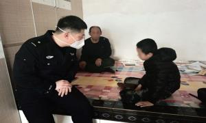 苇沙河边境派出所民警耐心劝导沉迷网游少年