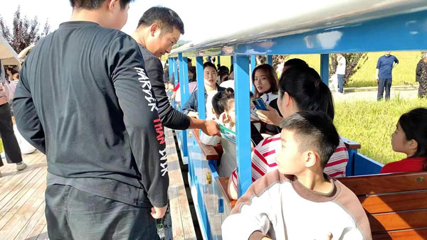 dongbao4.jpg dongbao4.jpg