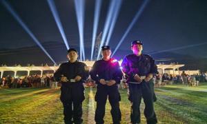 上江边境派出所为校园“文体艺术节”保驾护航
