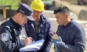 用实实在在的成绩为群众交上一份满意的“答卷”