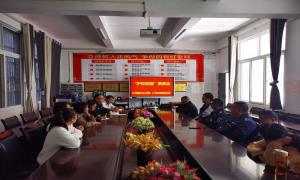 警校联手 全力守护师生安全