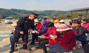 陇把边境派出所“靶向普法”助推普法强基补短板专项行动见实效
