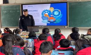 格当边境派出所开展国家安全日系列宣讲活动