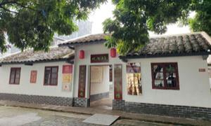 王力书吧：废弃猪场变身最美农家书屋