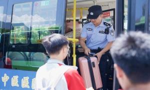 你们乘风破浪 我们保驾护航