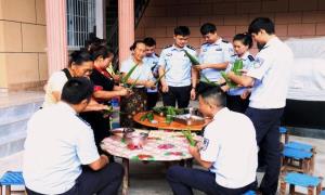 浓情端午 警民“粽”动员