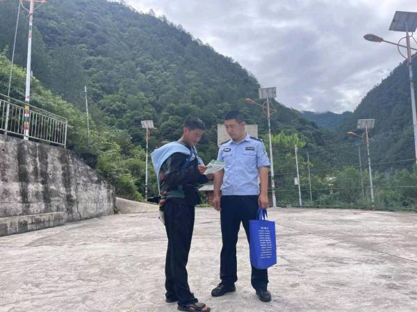 图片2.jpg
