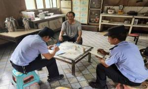 丙中洛边境派出所常态化开展入户走访工作