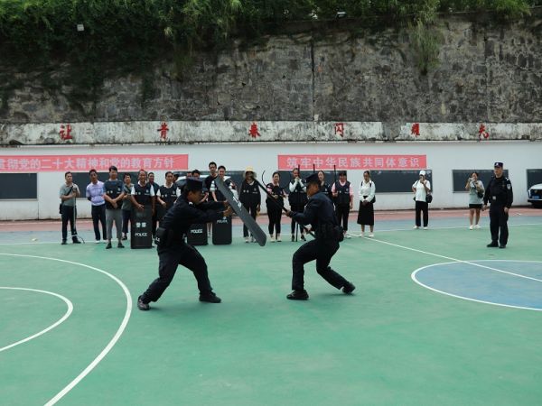 理论 (3).jpg