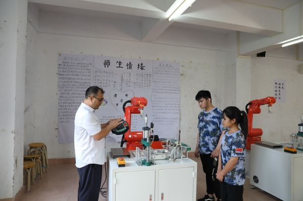 图片2.jpg