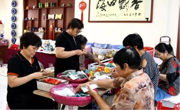 李阿婆纯手工香包.jpg 李阿婆纯手工香包.jpg