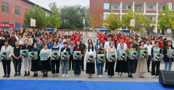 hui4.jpg
