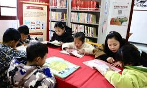 骆驼坳镇：建好“小书屋” 释放“大能量”
