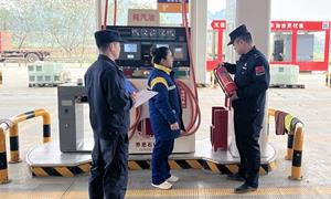 叫隘、夏石边境派出所开展辖区消防安全大检查