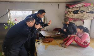 小小身份证 浓浓警民情