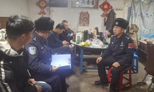 入户走访察民情化解欠薪解民忧