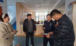 民警亲授社区要点 安保服务双管齐下