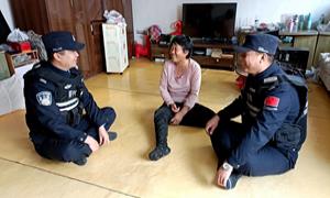 敲门入户“筑防线”普法宣传“送到家”