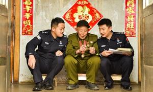 元宵节：民警带着照相机，为抗美援朝老兵圆梦