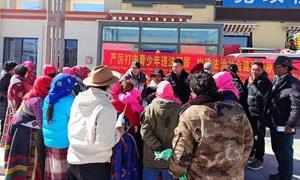 霍尔边境派出所开展法治宣传活动