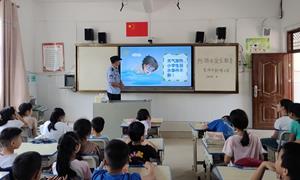 夏石边境派出所开展防溺水教育进校园活动