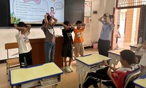 水口关出入境边防检查站到小学开展“校园欺凌 与善同行”主题活动