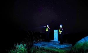 青春之光闪耀边境线上的岳圩边境派出所青年民警